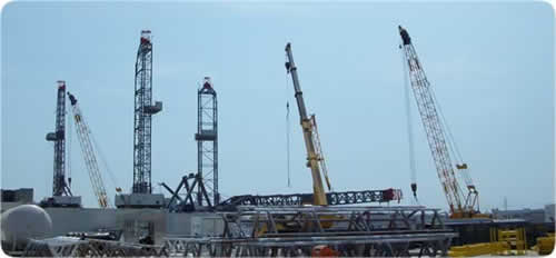drilling rig, rig-up yard